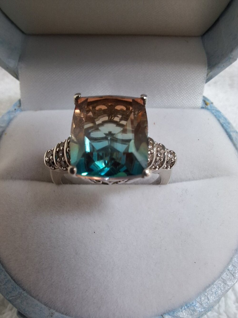 Aqua Terra Costa ring